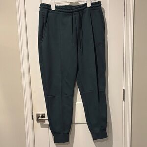 NEW Nike Womens Standard Fit Mid Rise Full Length Jogger pants XL